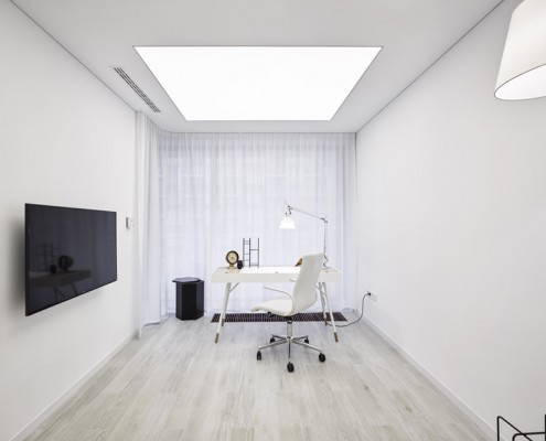 Biały gabinet w minimalistycznym stylu A8 Architektura