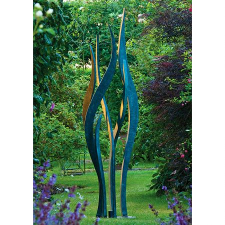 Rzeźba ogrodowa w nowoczesnym stylu patyna Hydra David Harber